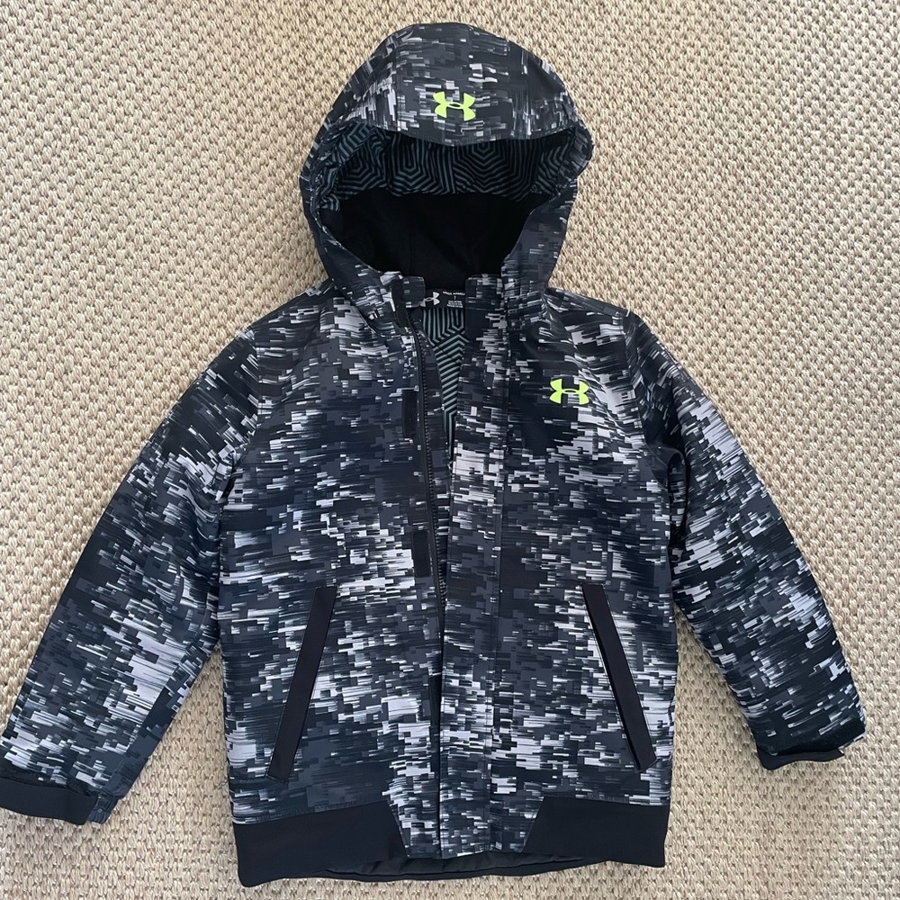 Under Armour youth ski jacket